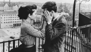 7 WAYS OF KEEPING A LONG DISTANCE RELATIONSHIP HEALTHY.