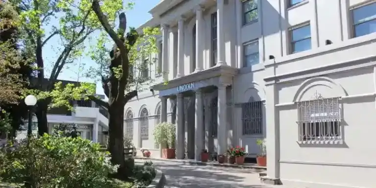 Asociación Escuelas Lincoln